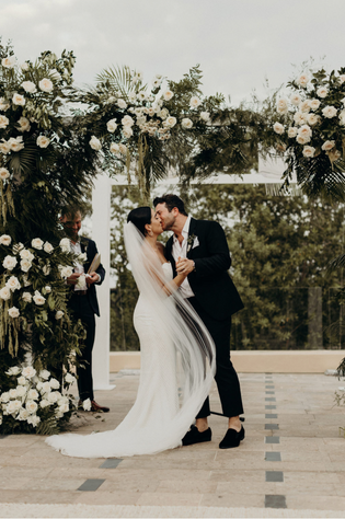  Getting ready with Whitney + Cooper in Riviera Maya, Mexico