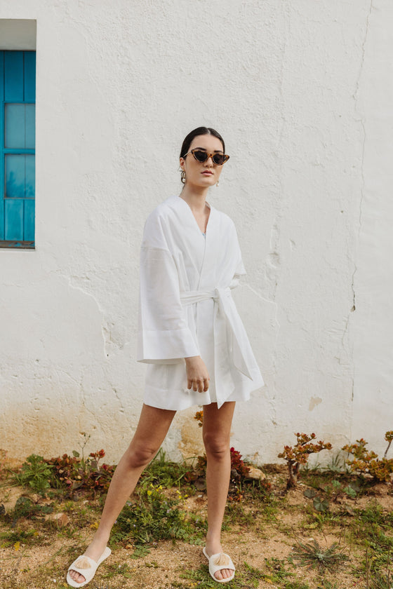 Kara Kimono Linen Robe - White