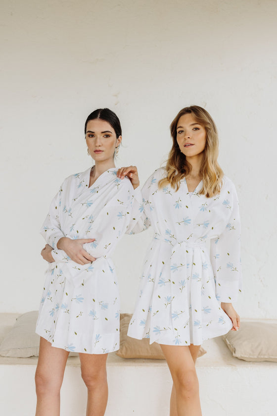 Kara Kimono Linen Robe - Blue floral